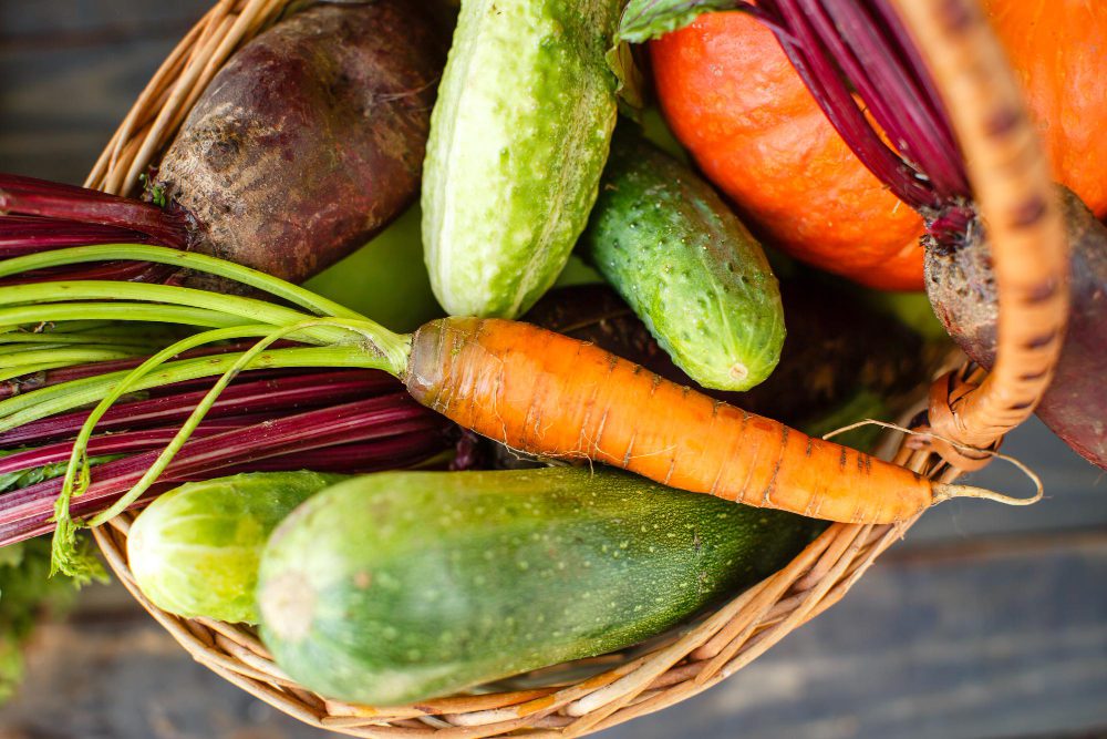 Verduras recomendadas en una dieta para la gastritis como zanahoria, calabacín y remolacha