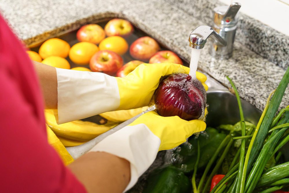 lavado de frutas para Cómo eliminar pesticidas de frutas y verduras correctamente residuos de pesticidas en casa