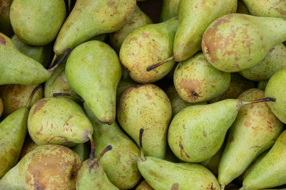Pera con pesticidas